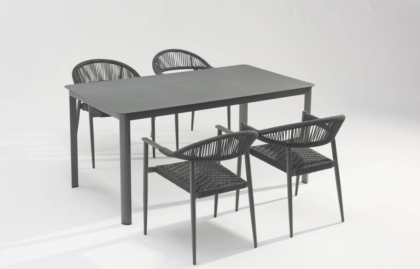 Modern New Design Durable Elastic Soft Rope Braided Aluminum Frame Terrace Garden Outdoor Rope Chair Modern New Design Durable Elastic Soft Rope Braided Aluminum Frame Terrace Garden Outdoor Rope Chair