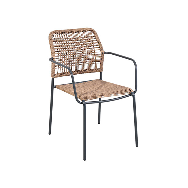 The Courtyard And Garden Tables And Chairs Are Simple And Casual. The Outdoor Tables And Chairs Are Modern Ironwork, Waterproof And Sun-Proof