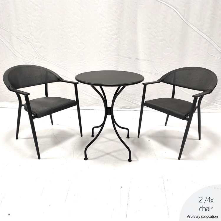 China Black Standard Carbon Steel Garden Table
