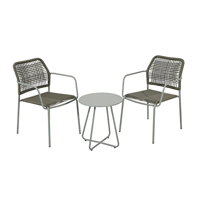 The Courtyard And Garden Tables And Chairs Are Simple And Casual. The Outdoor Tables And Chairs Are Modern Ironwork, Waterproof And Sun-Proof