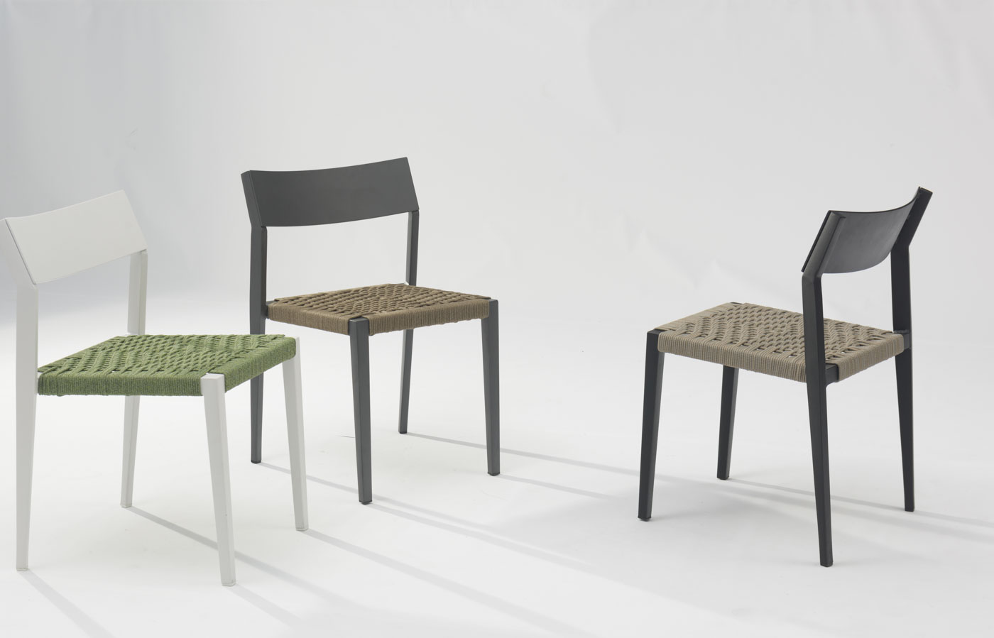 Hot New Modern Rope Art Design Elastic Soft Back Cushion Aluminum Garden Terrace Beach Outdoor Rope Chair