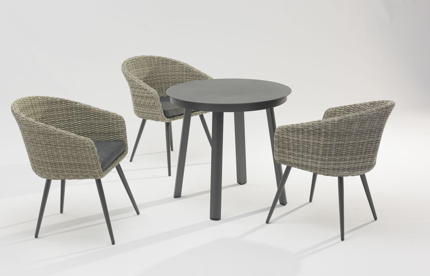 High-quality Hot-selling Durable Waterproof Sunscreen High-end Outdoor Garden Beach Rattan Woven Rattan Chair