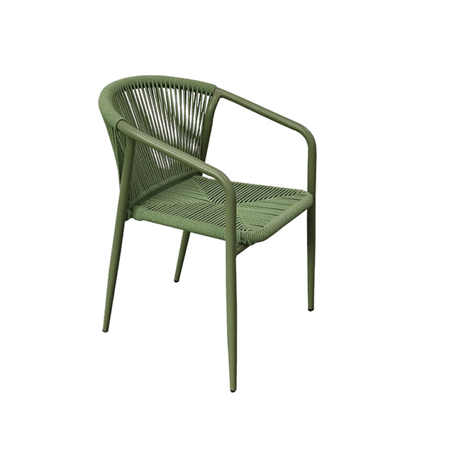 Handwoven Rattan Lounge Chair – Weatherproof Outdoor Seating for Terrace & Garden