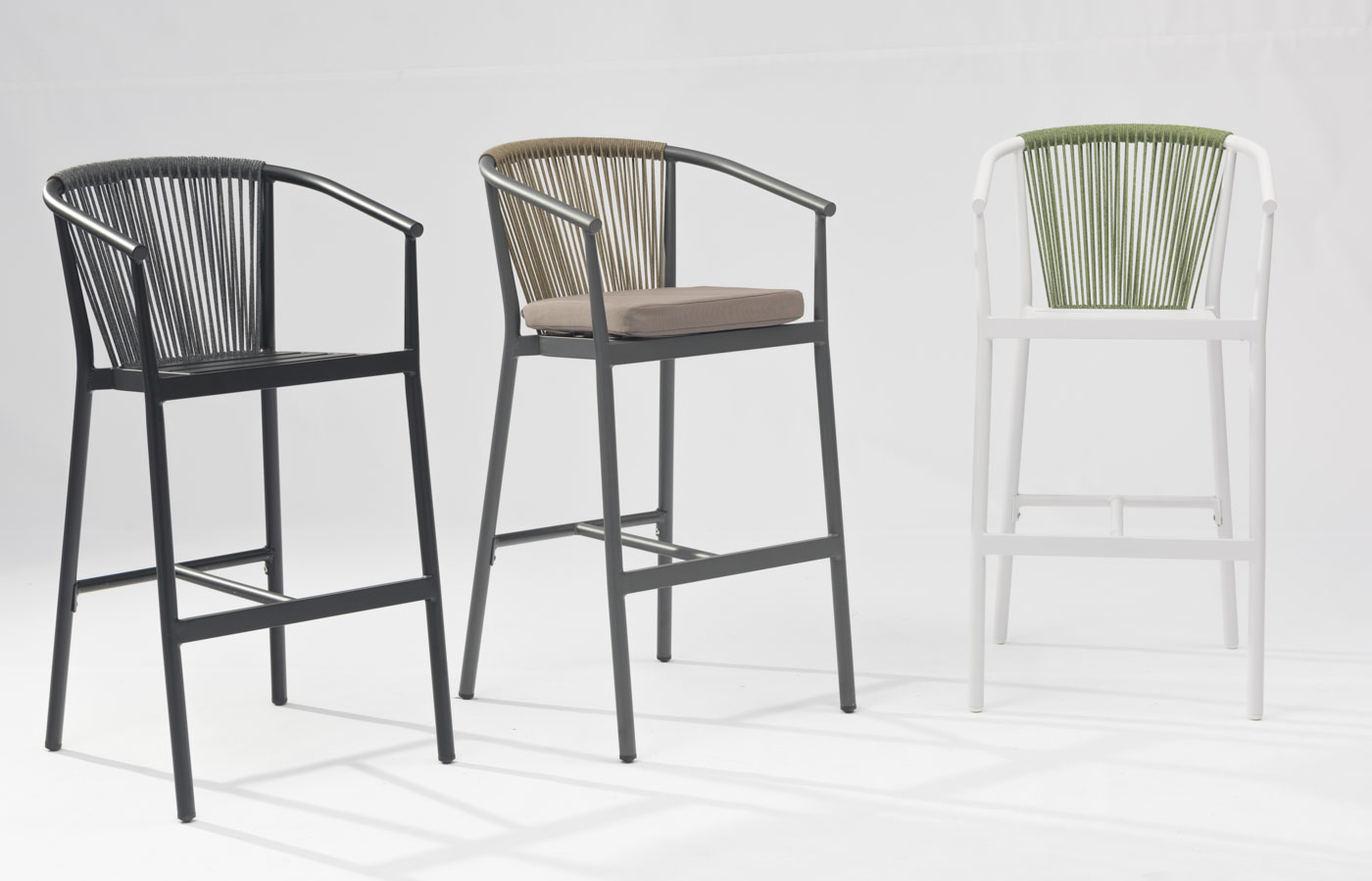 New High-quality Hot-selling Durable Sunscreen Waterproof Modern Rope Woven Terrace Garden Bar Outdoor Rope Bar Chair