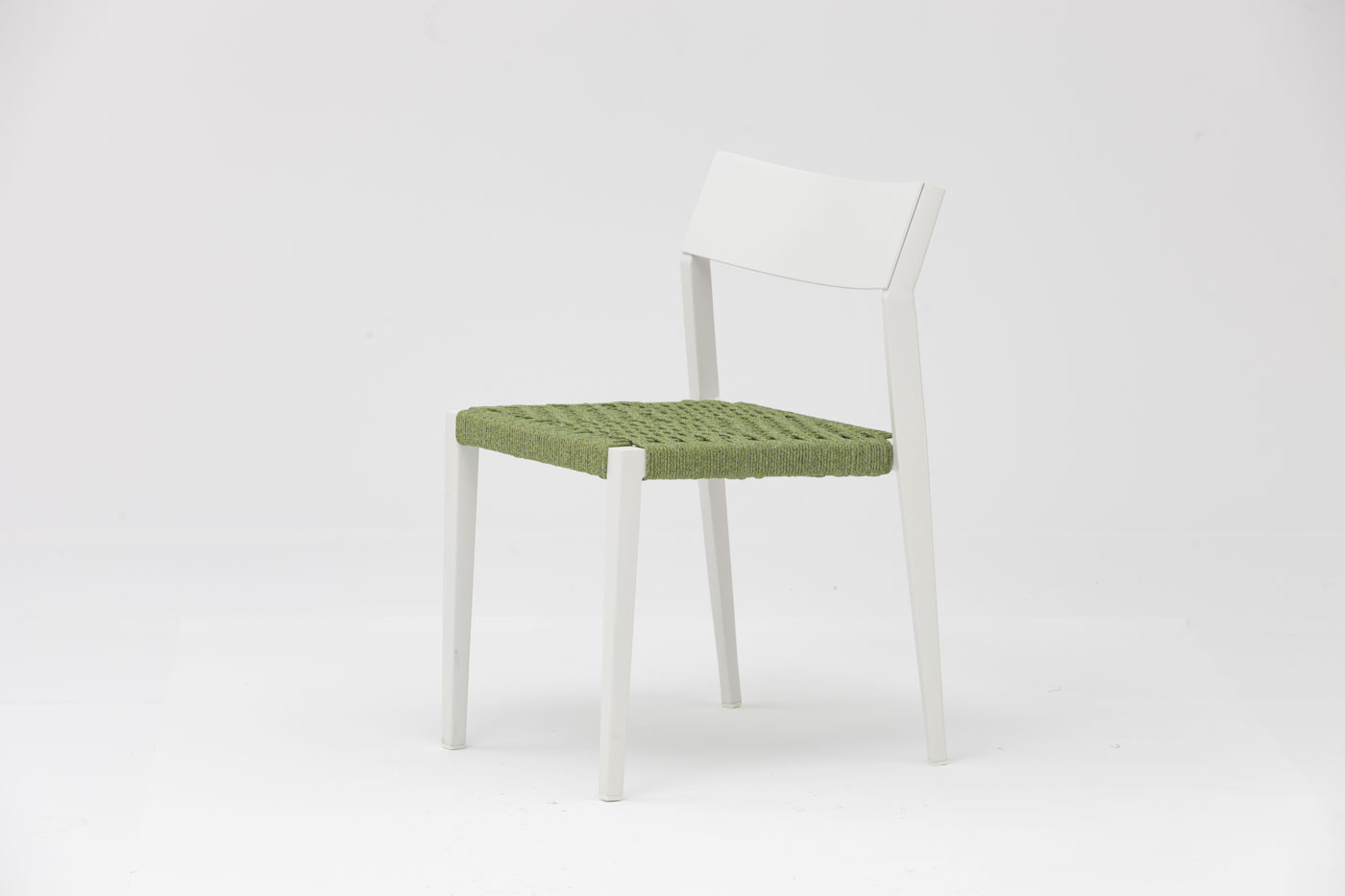 Hot New Modern Rope Art Design Elastic Soft Back Cushion Aluminum Garden Terrace Beach Outdoor Rope Chair