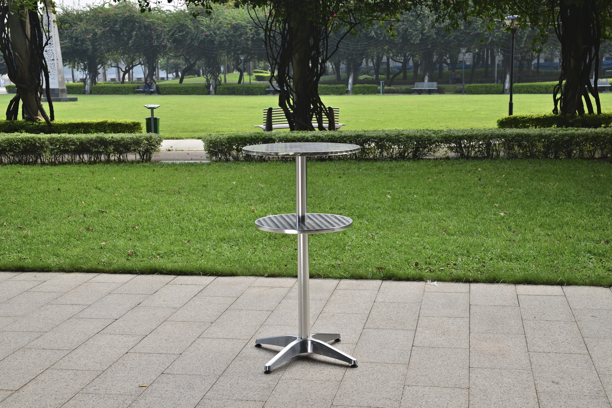 The advantages of stainless steel table