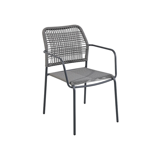 The Courtyard And Garden Tables And Chairs Are Simple And Casual. The Outdoor Tables And Chairs Are Modern Ironwork, Waterproof And Sun-Proof