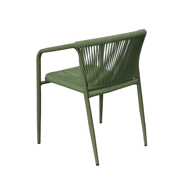 Handwoven Rattan Lounge Chair – Weatherproof Outdoor Seating for Terrace & Garden