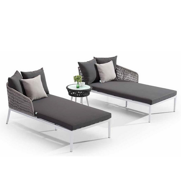 Experience the leisure of outdoor lounge