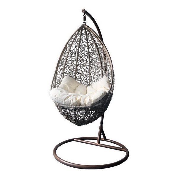 Hanging egg chair brings people good memories